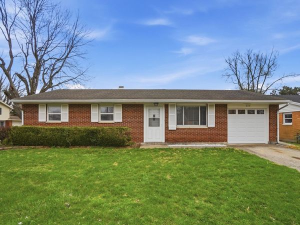 317 Mumford Drive, Troy, OH 45373