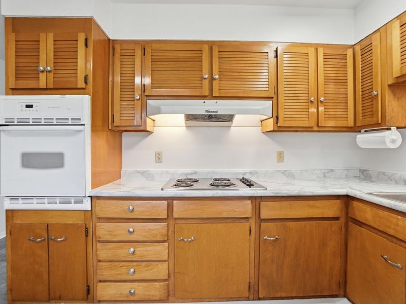 317 Mumford Drive, Troy, OH 45373 Photo 10