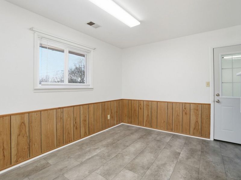 317 Mumford Drive, Troy, OH 45373 Photo 12