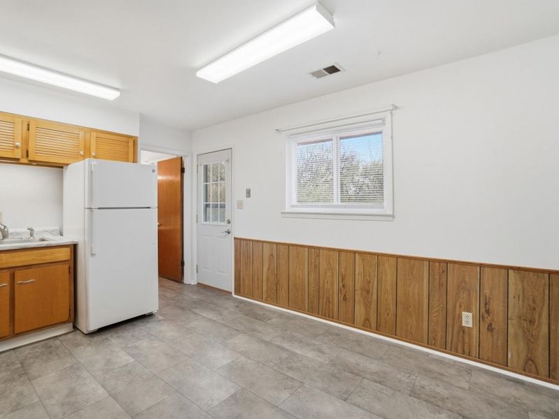 317 Mumford Drive, Troy, OH 45373 Photo 8