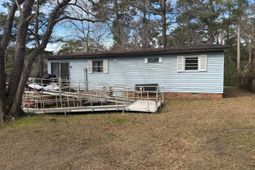 320 Wade Court photo 4