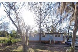 320 Wade Court photo 4