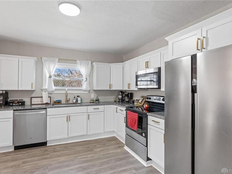 41 N Westview Avenue, Dayton, OH 45403 Photo 7