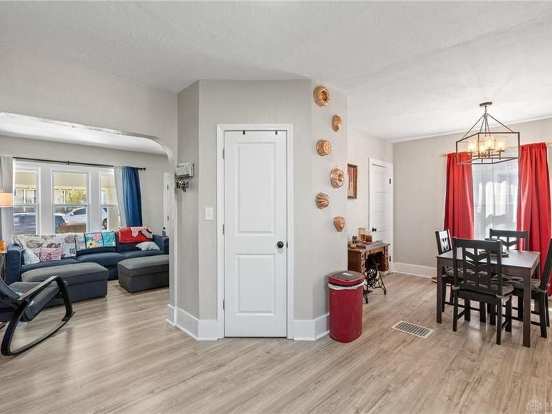 41 N Westview Avenue, Dayton, OH 45403 Photo 9