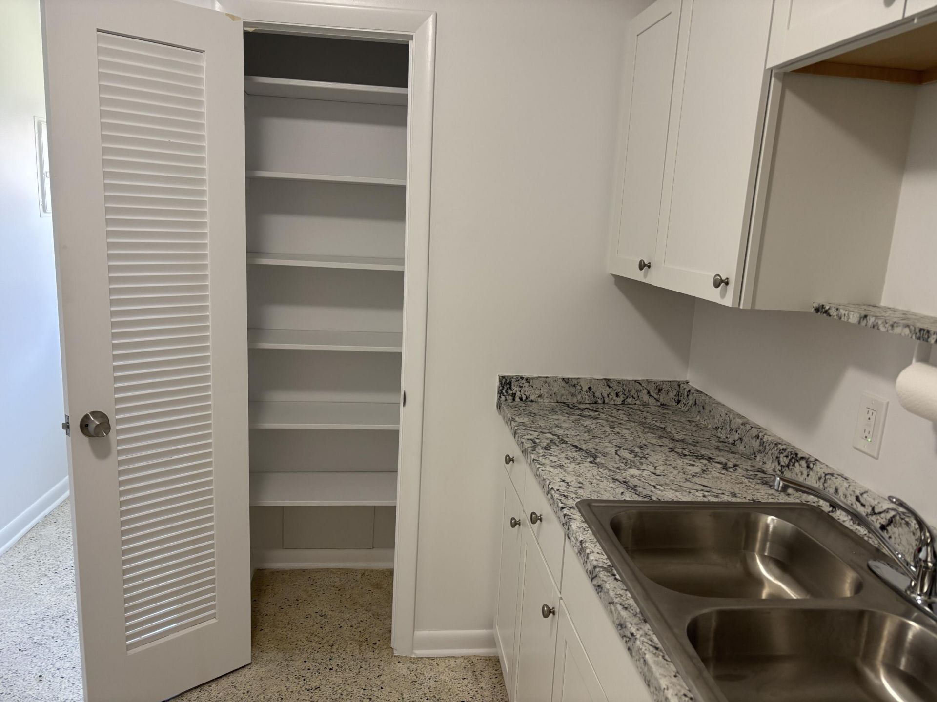 751 Hummingbird Way, Unit 5, North Palm Beach, FL 33408 Photo