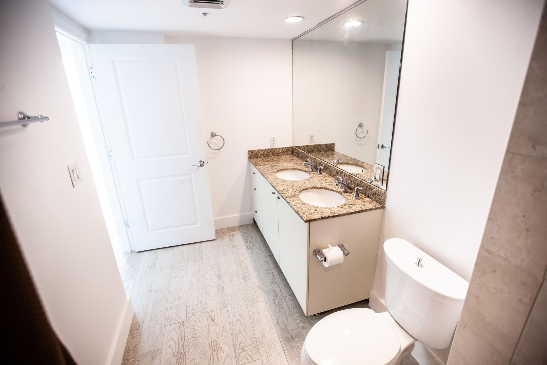 610 W Las Olas Boulevard, Unit 711n, Fort Lauderdale, FL 33312 Photo