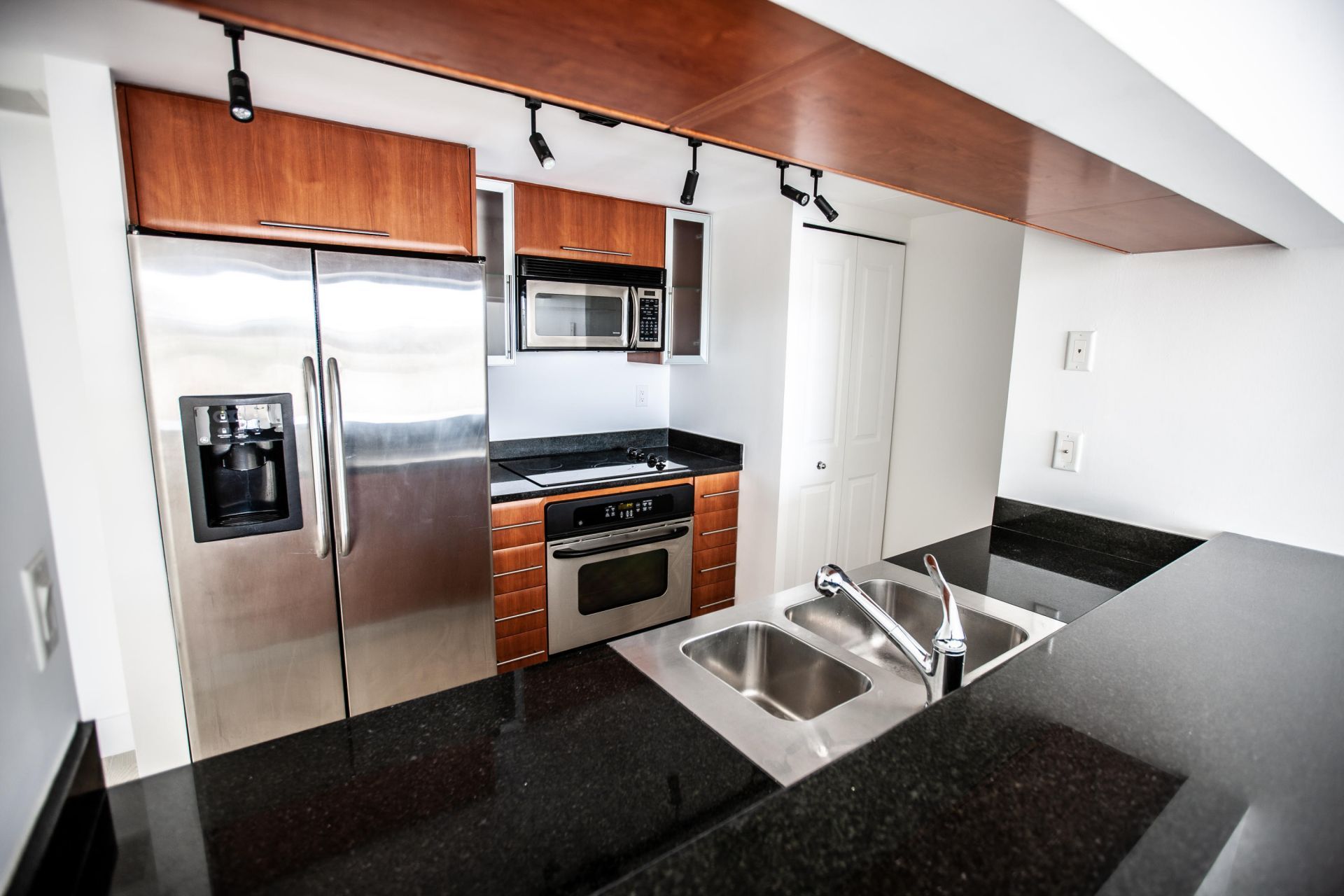 610 W Las Olas Boulevard, Unit 711n, Fort Lauderdale, FL 33312 Photo