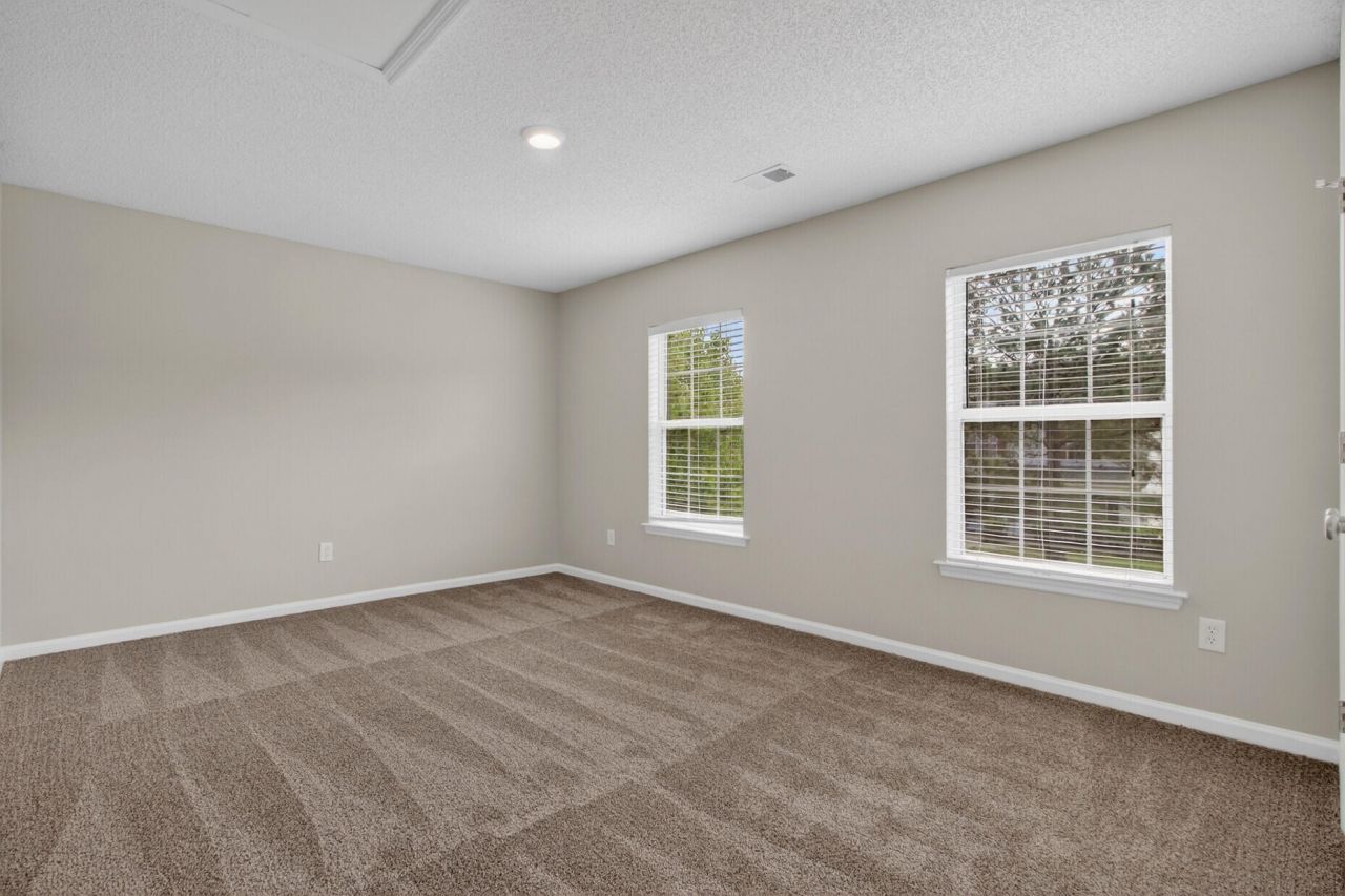 1016 Deerberry Road Photo 24