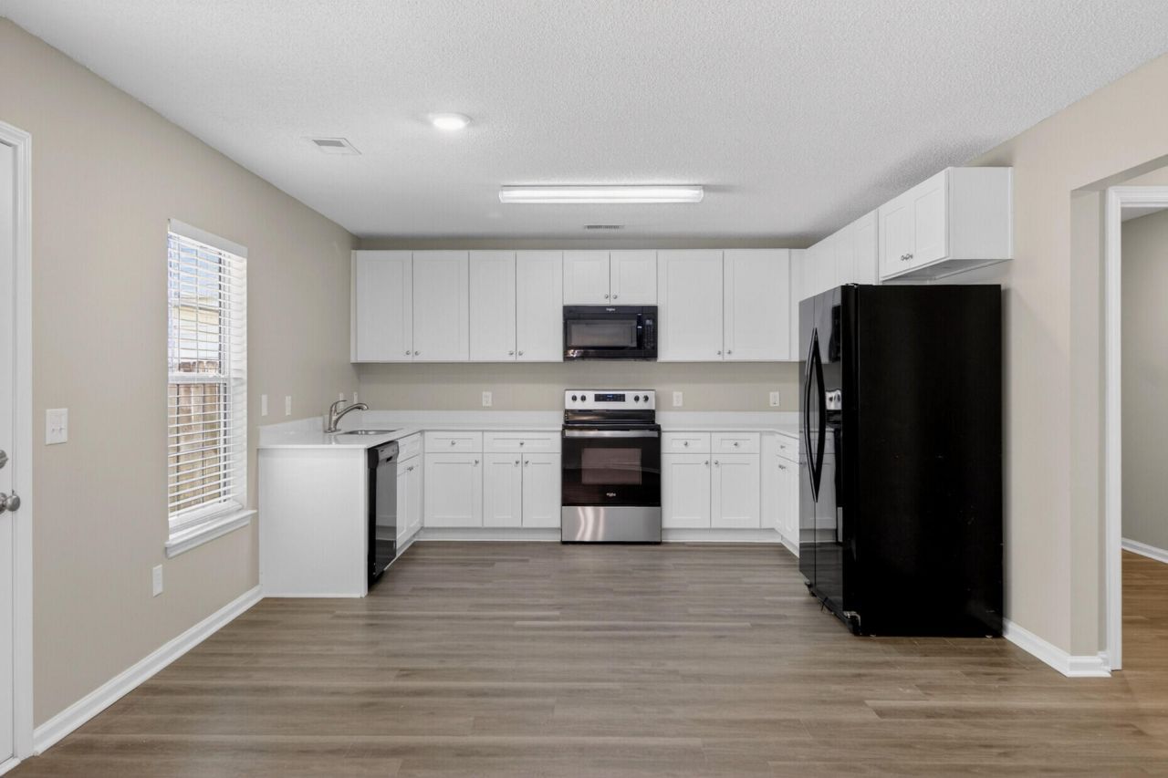 1016 Deerberry Road Photo 8