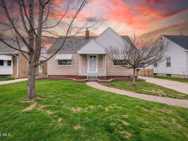 3104 Ravenwood Boulevard, Toledo, OH 43614