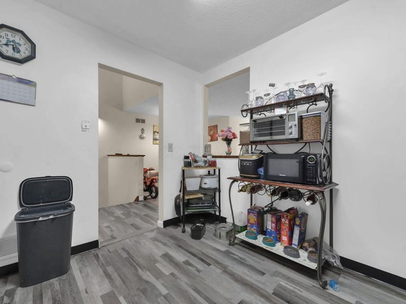 5985 Little Brook Way, Unit 5987, Columbus, OH 43232 Photo 16