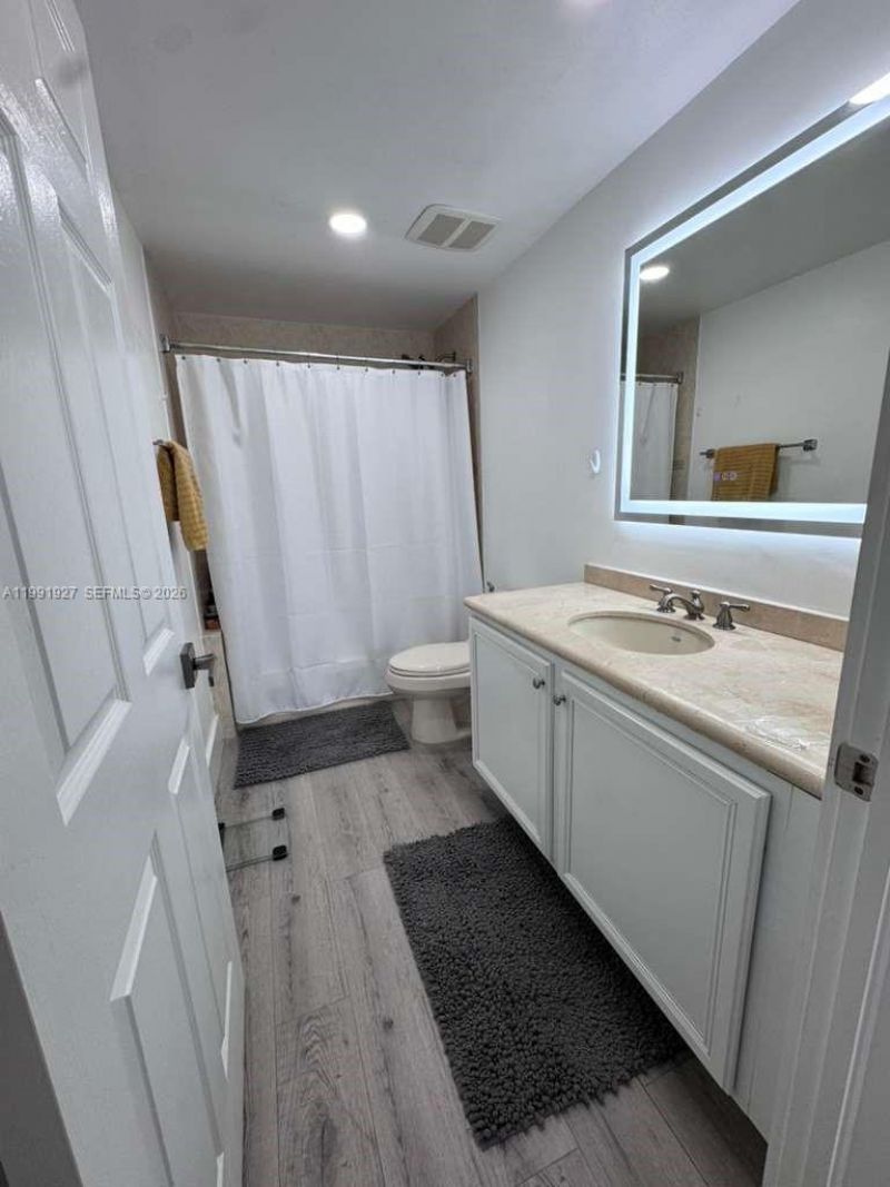 5271 SW 8th St , Unit 305, Miami, FL 33134 Photo