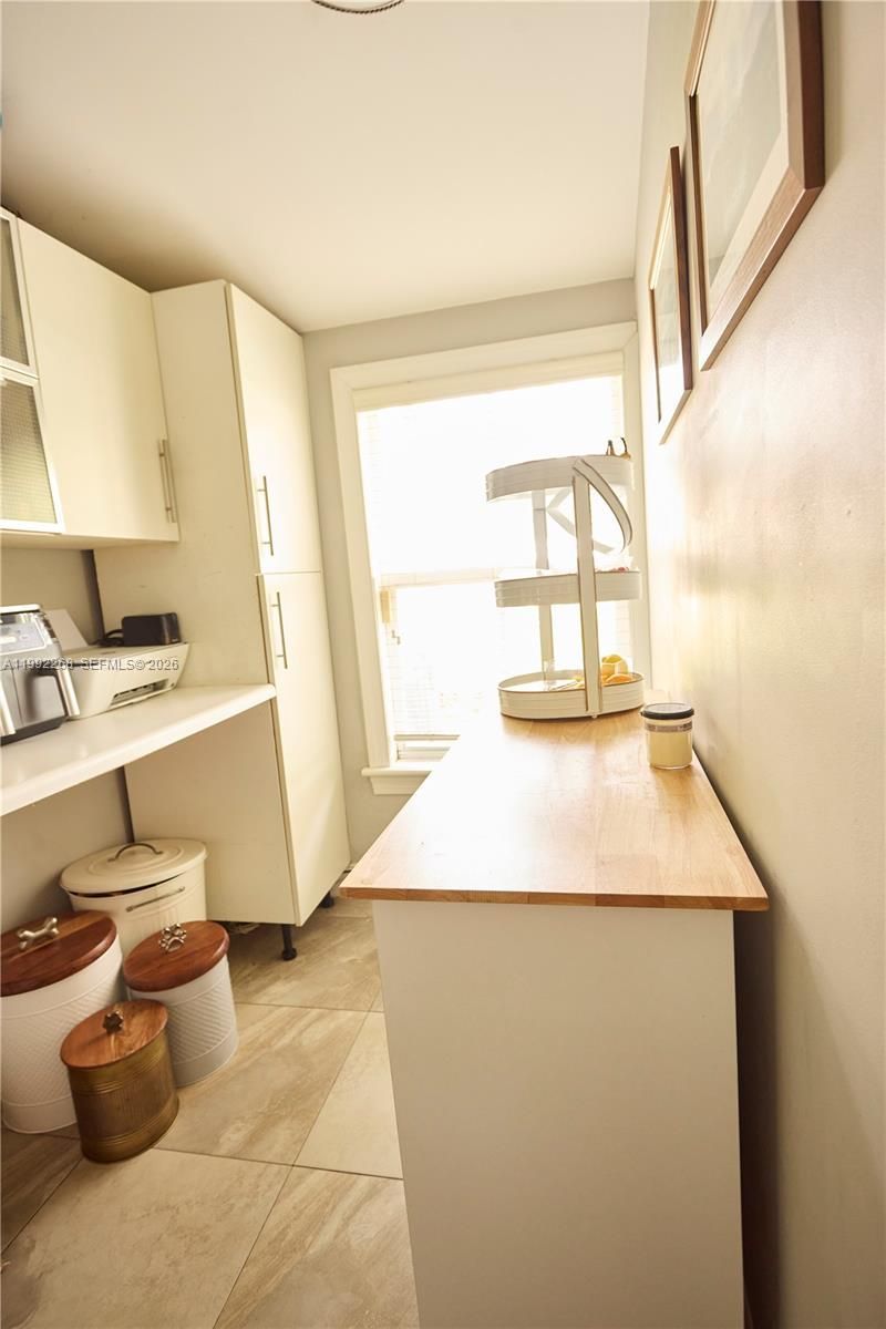 5755 Devonshire Blvd, Unit 5755, Miami, FL 33155 Photo