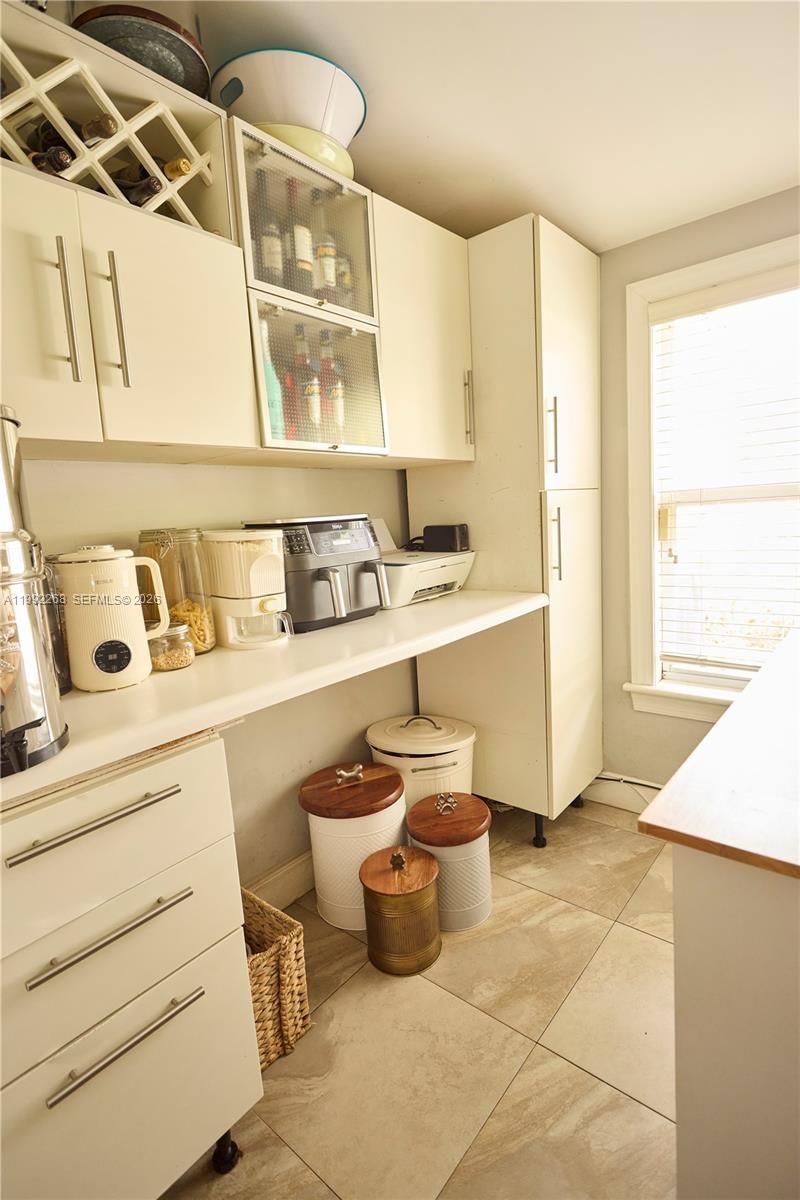 5755 Devonshire Blvd, Unit 5755, Miami, FL 33155 Photo