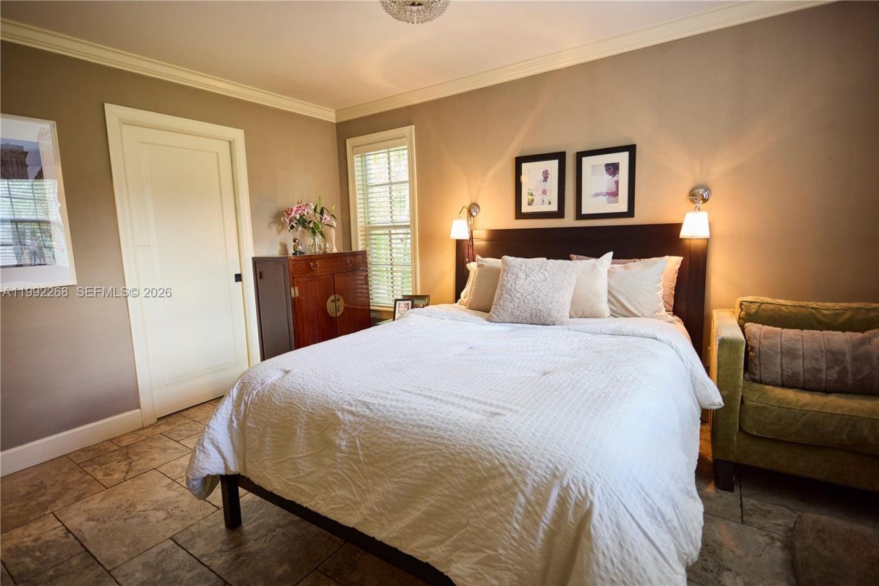 5755 Devonshire Blvd, Unit 5755, Miami, FL 33155 Photo