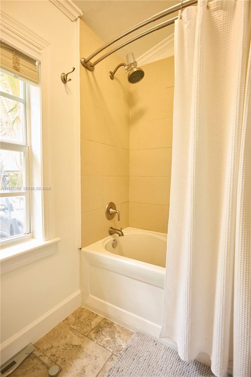 5755 Devonshire Blvd, Unit 5755, Miami, FL 33155 Photo