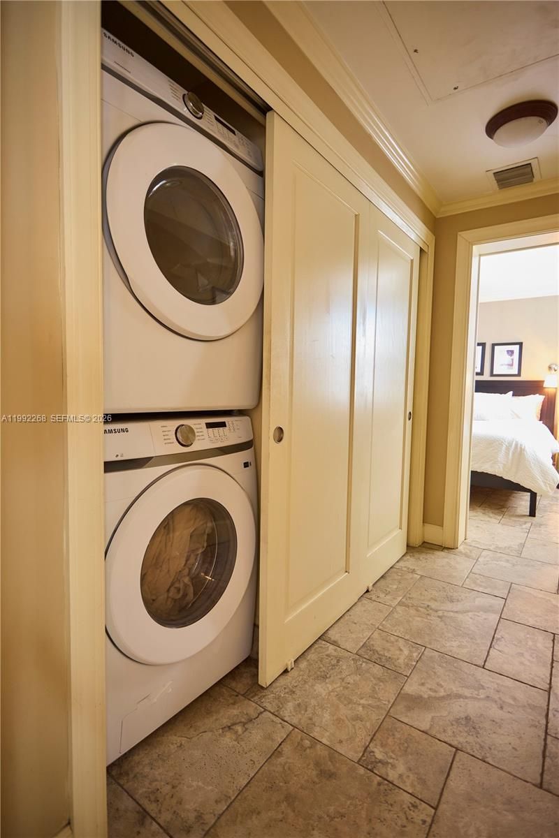 5755 Devonshire Blvd, Unit 5755, Miami, FL 33155 Photo