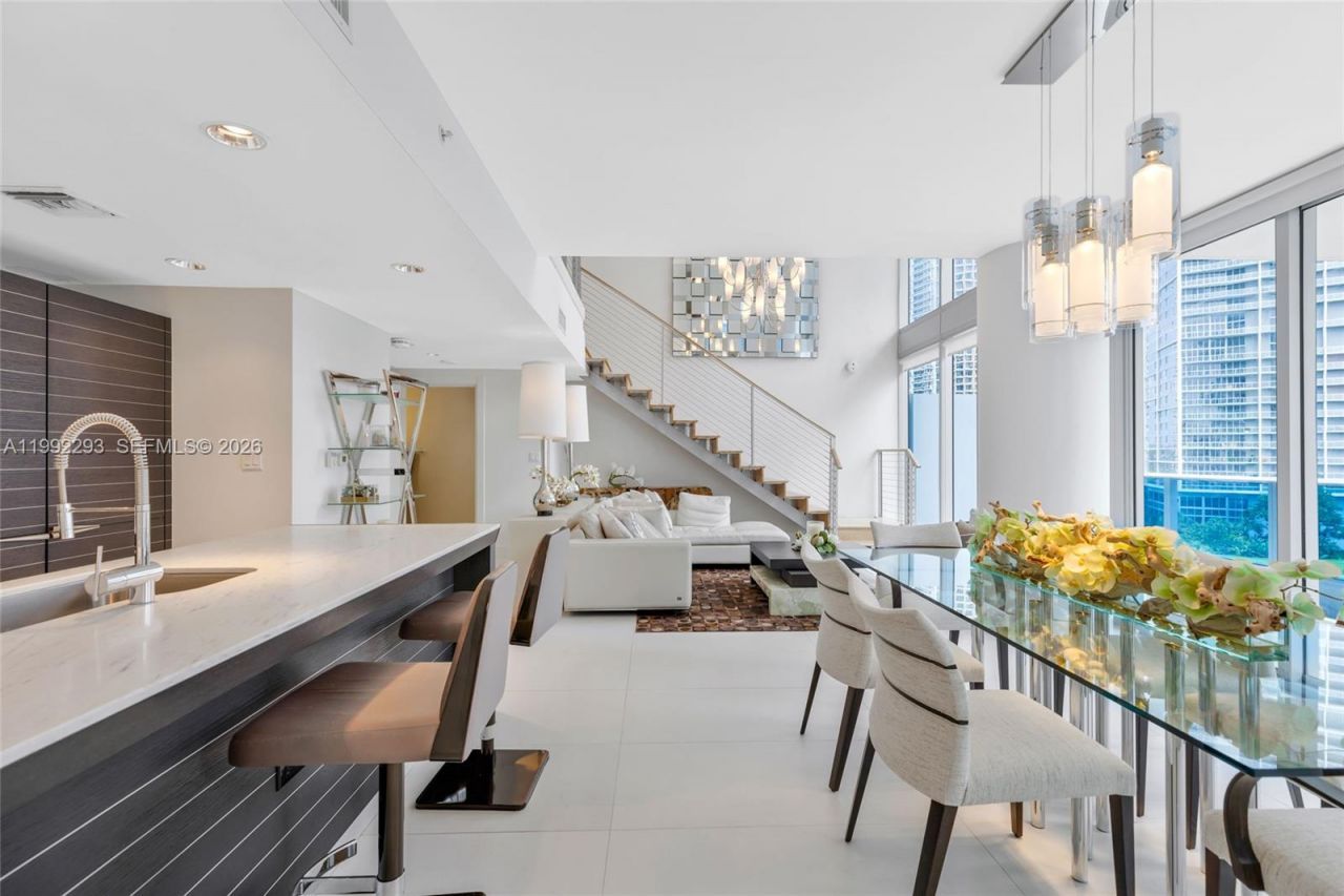 200 Biscayne Boulevard Way , Unit 504, Miami, FL 33131 Photo