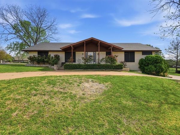 4607 Cimmaron Trail, Granbury, TX 76049