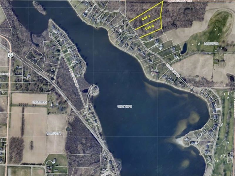 East Drive, Unit 1, Hartville, OH 44632 Photo 1