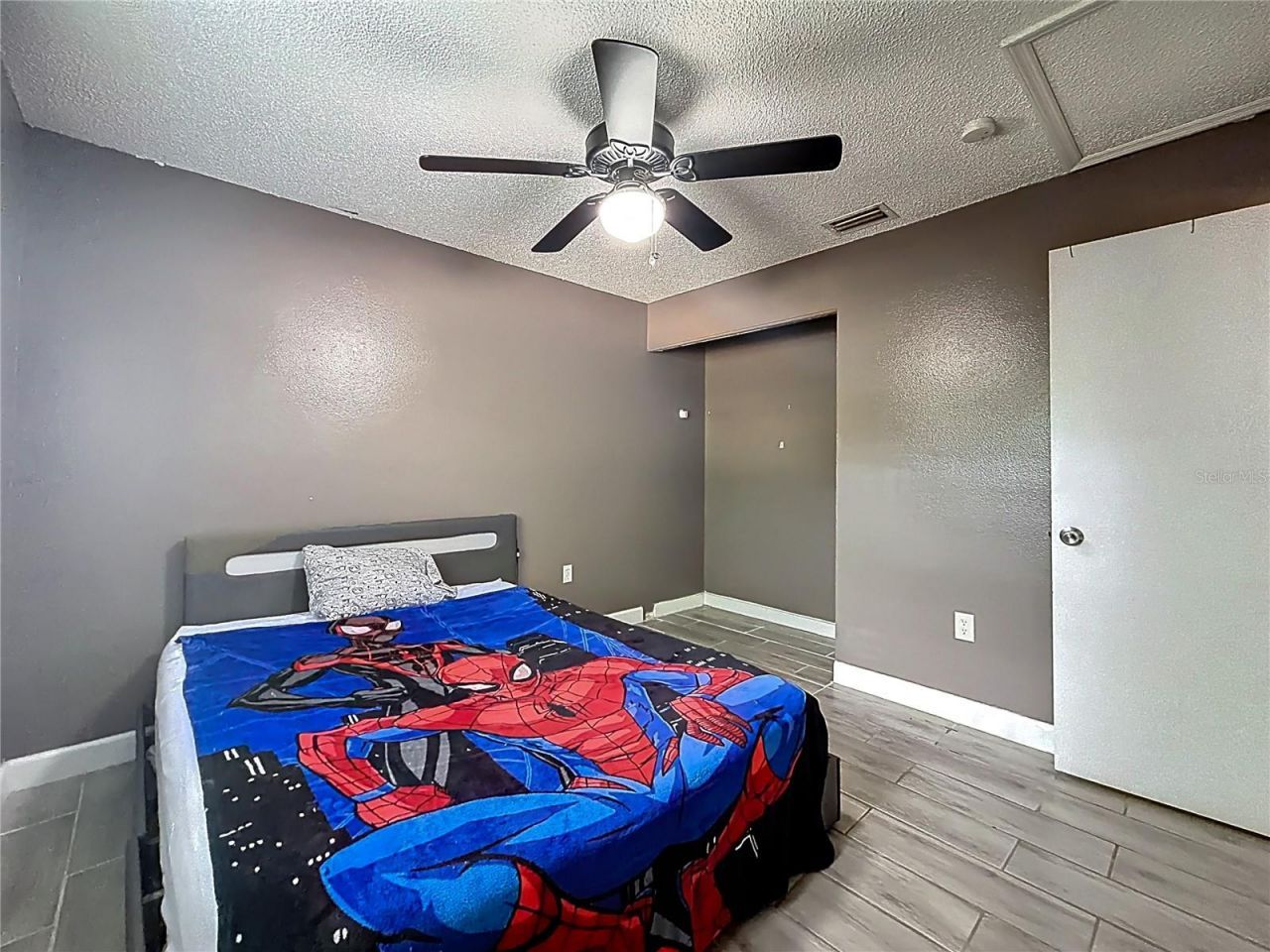 31427 Ghent Avenue, Mount Plymouth, FL 32776 Photo