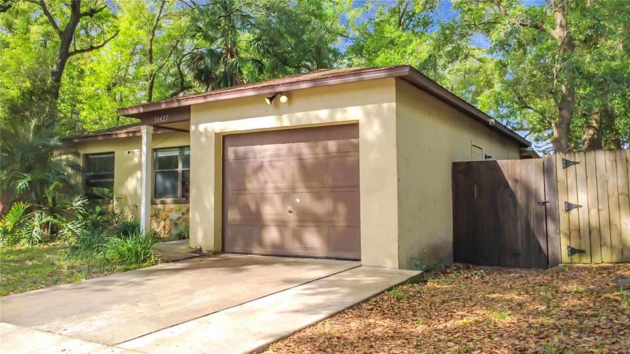 31427 Ghent Avenue, Mount Plymouth, FL 32776 Photo