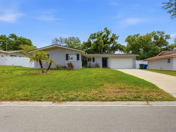 3012 HICKORY DRIVE , LARGO, FL 33770