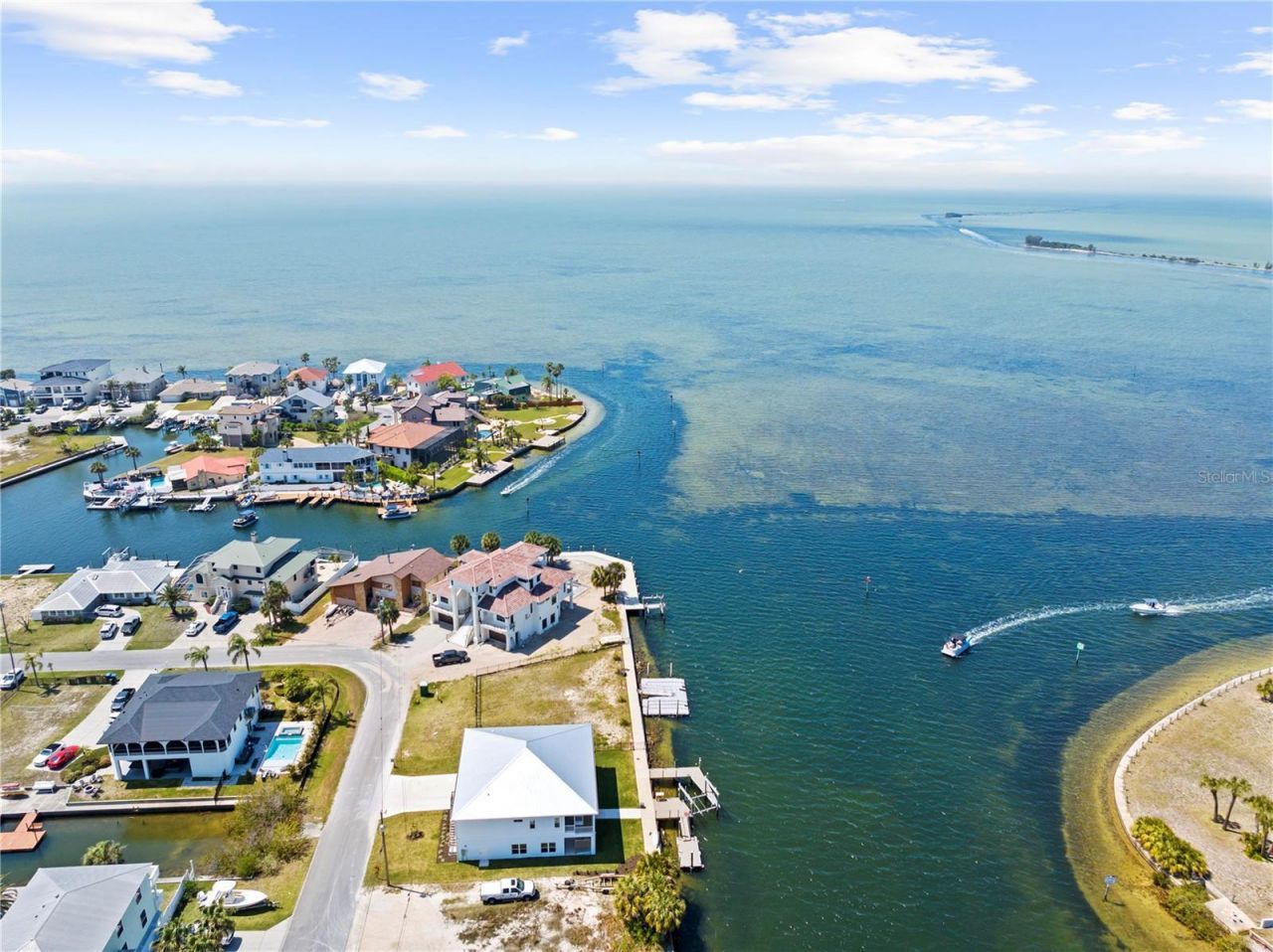 3387 Gulf Winds Circle , Hernando Beach, FL 34607 Photo