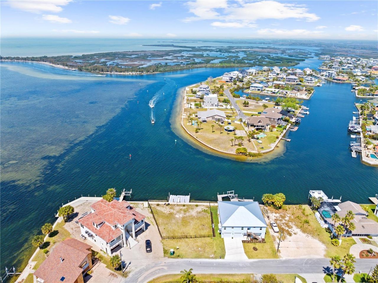 3387 Gulf Winds Circle , Hernando Beach, FL 34607 Photo