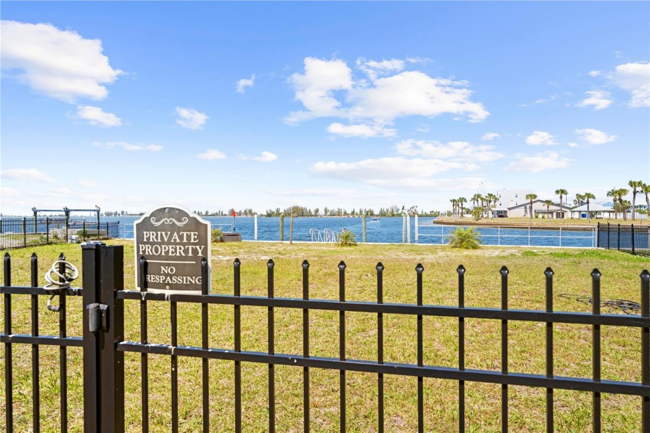 3387 Gulf Winds Circle , Hernando Beach, FL 34607 Photo