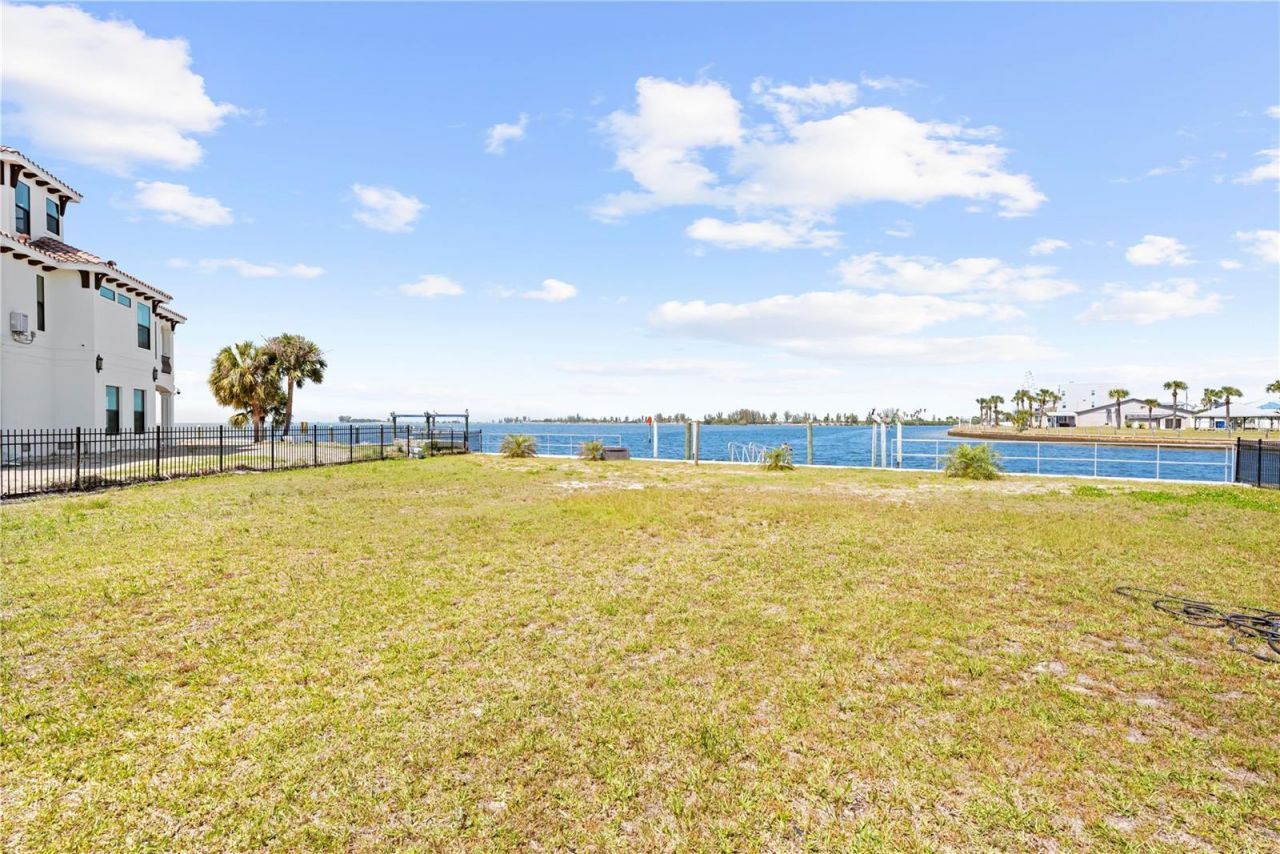 3387 Gulf Winds Circle , Hernando Beach, FL 34607 Photo