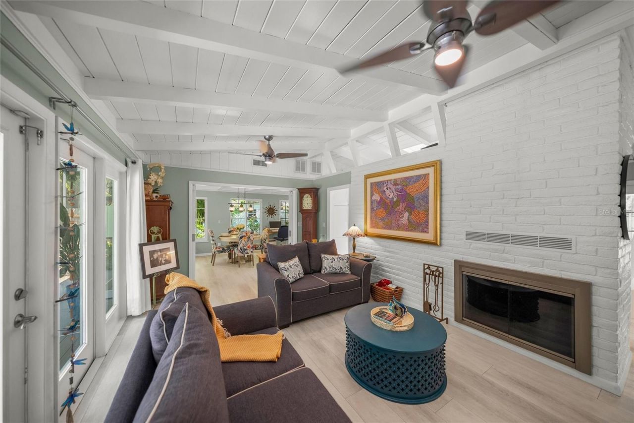 3424 Old Oak Drive, Sarasota, FL 34239 Photo