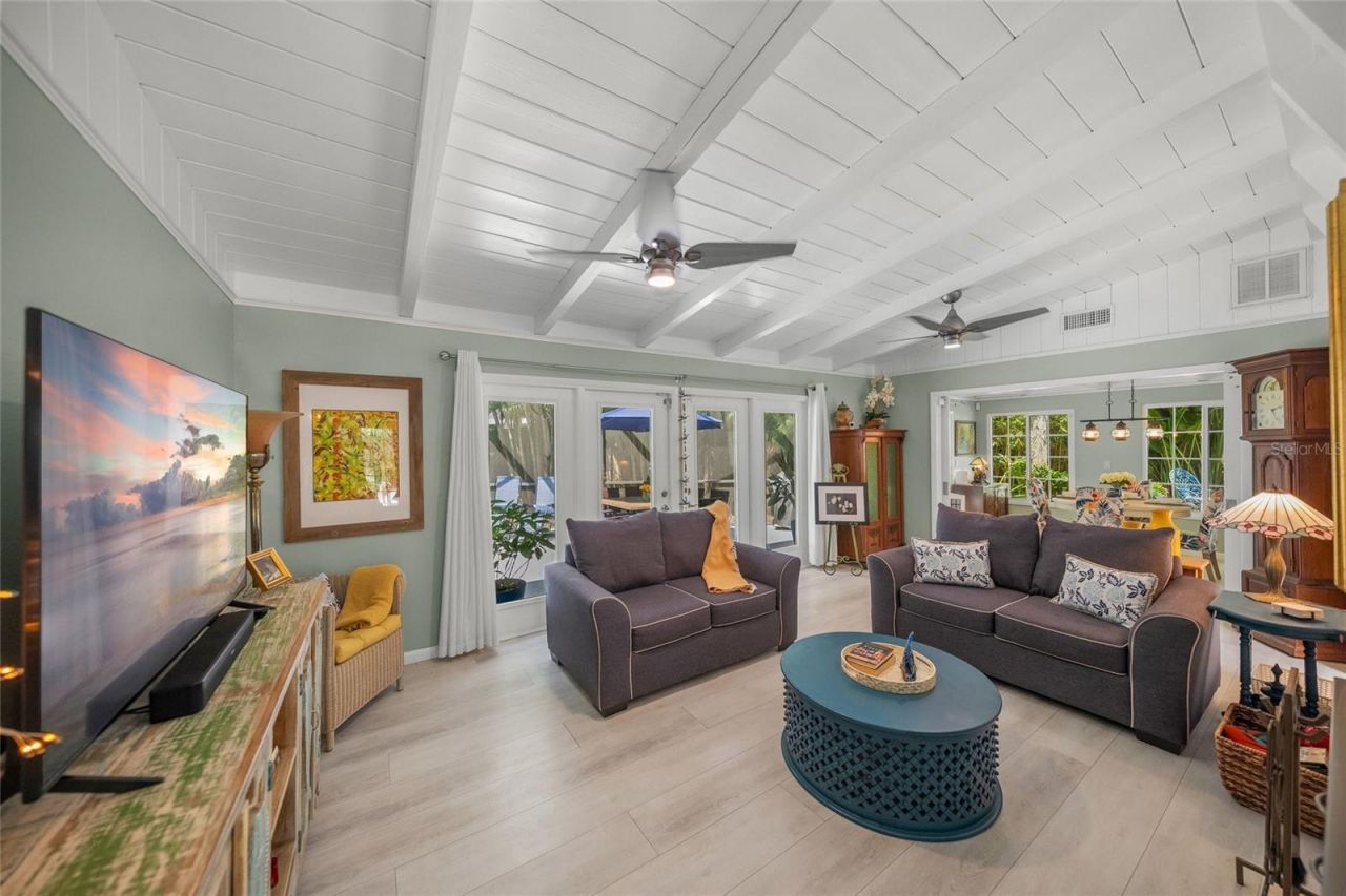 3424 Old Oak Drive, Sarasota, FL 34239 Photo