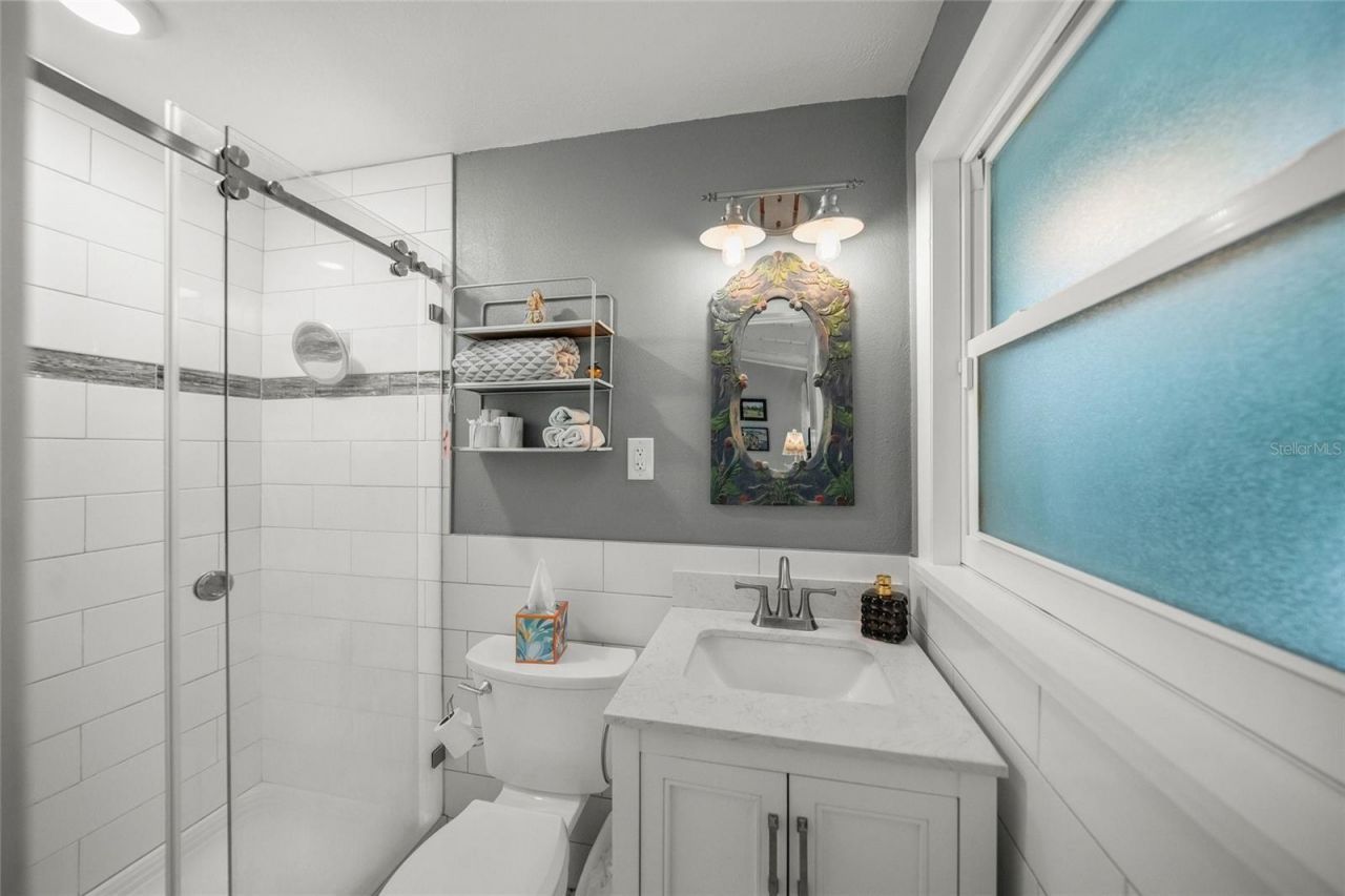 3424 Old Oak Drive, Sarasota, FL 34239 Photo