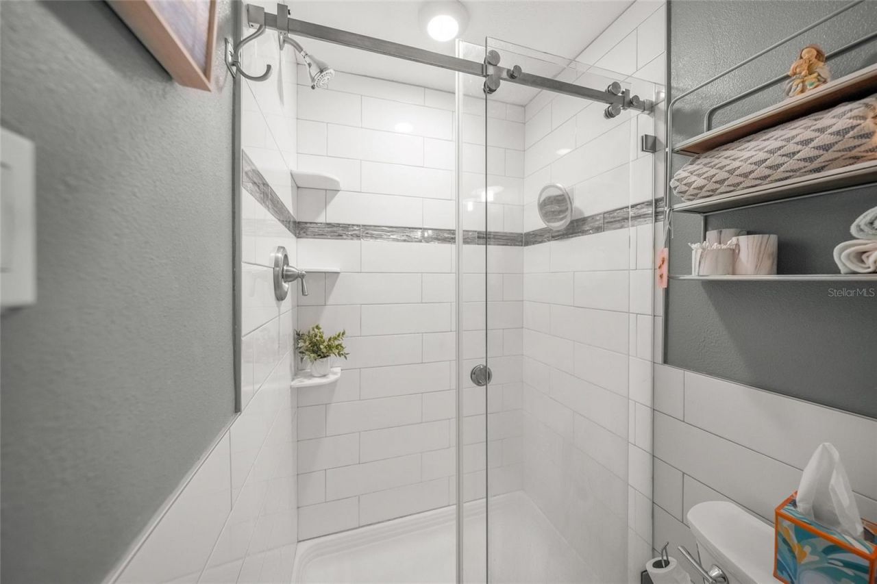 3424 Old Oak Drive, Sarasota, FL 34239 Photo