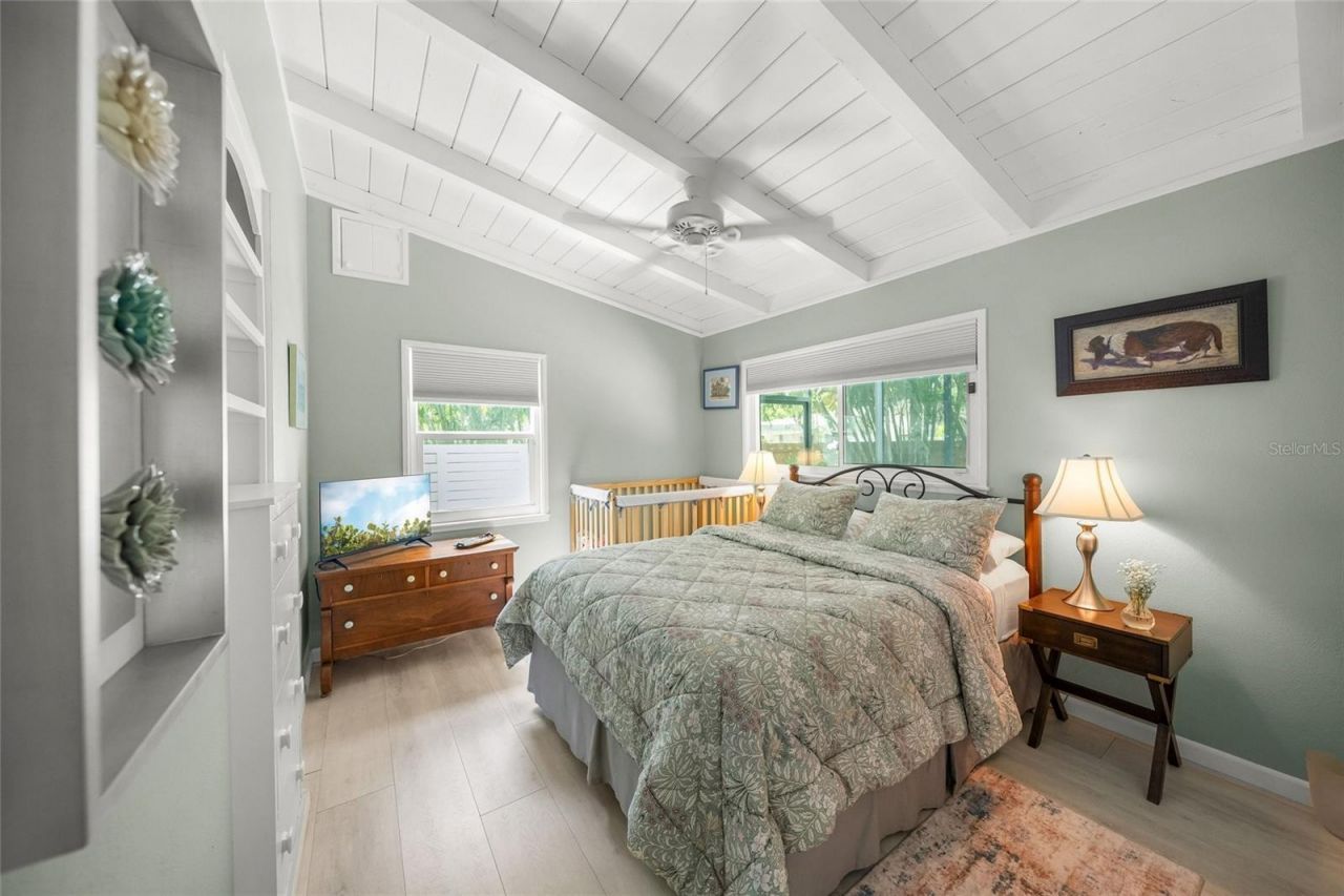 3424 Old Oak Drive, Sarasota, FL 34239 Photo