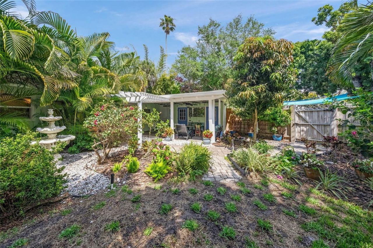 3424 Old Oak Drive, Sarasota, FL 34239 Photo