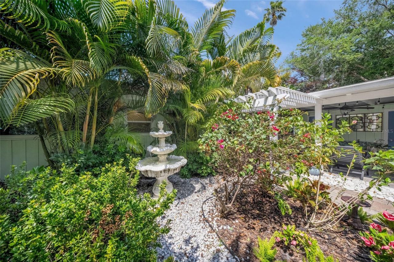 3424 Old Oak Drive, Sarasota, FL 34239 Photo