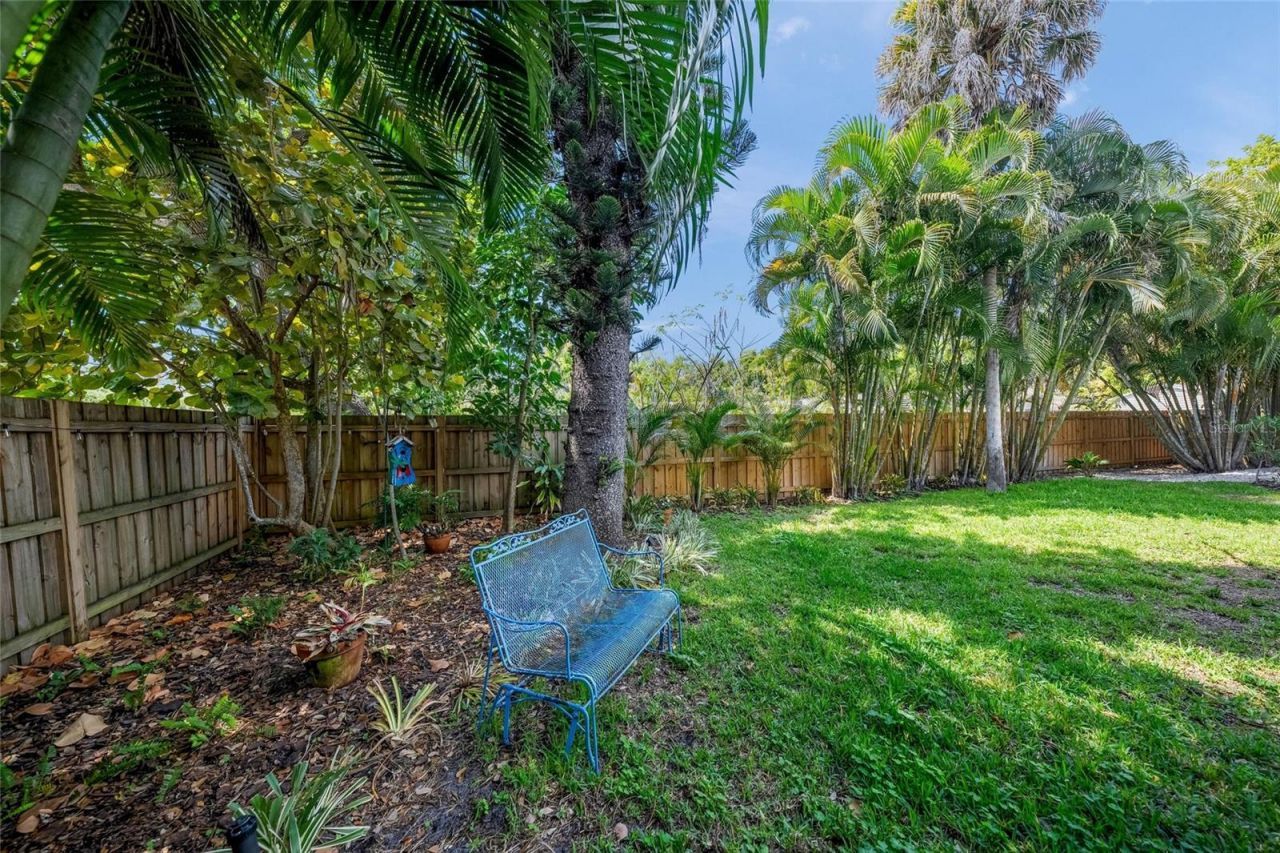 3424 Old Oak Drive, Sarasota, FL 34239 Photo