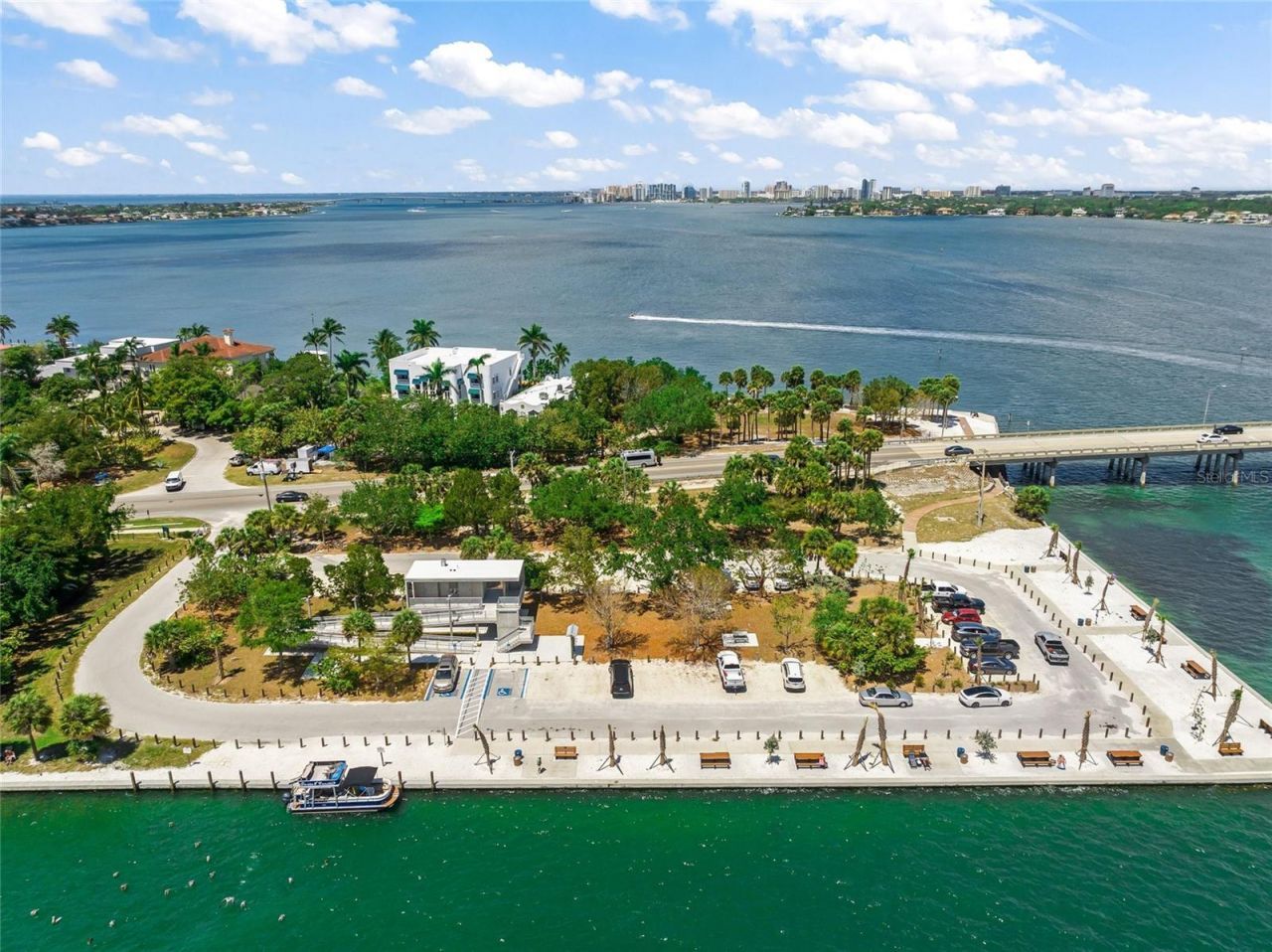 3424 Old Oak Drive, Sarasota, FL 34239 Photo