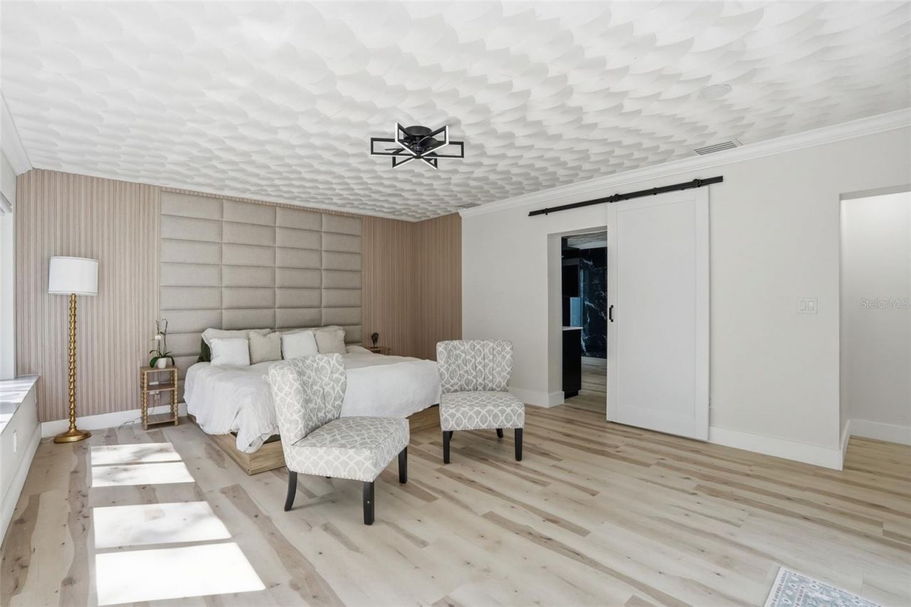 3931 W Riverside Drive, Fort Myers, FL 33901 Photo