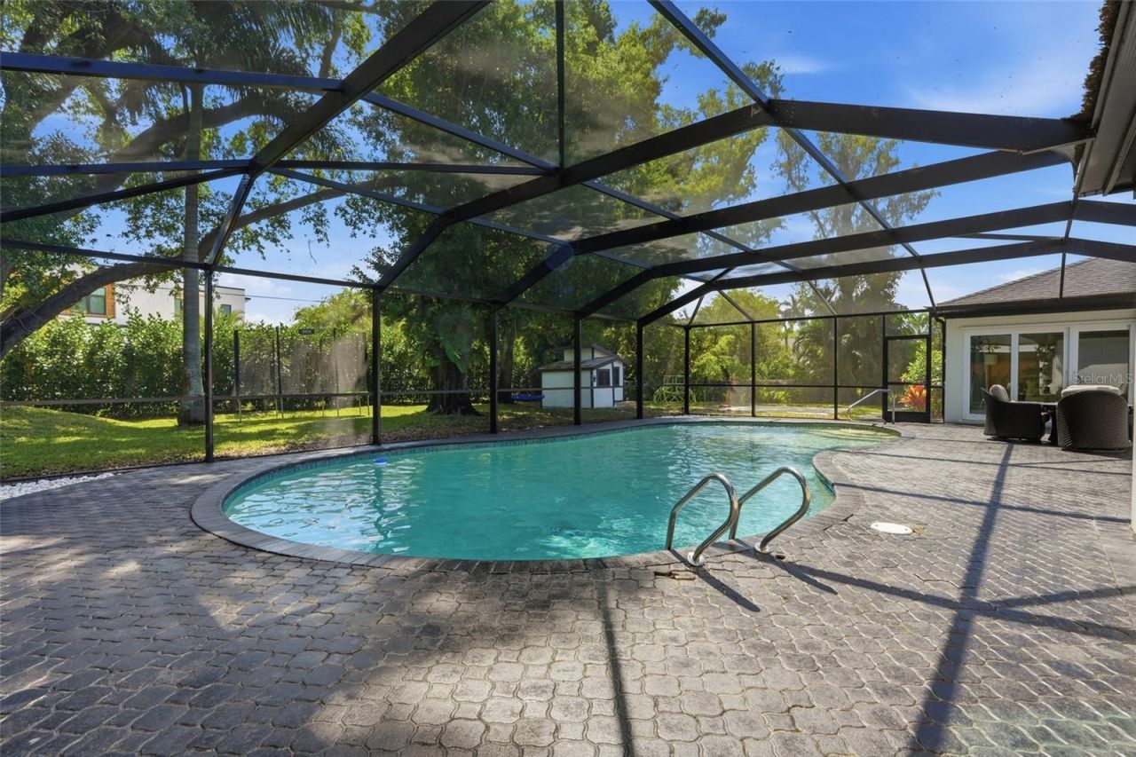 3931 W Riverside Drive, Fort Myers, FL 33901 Photo