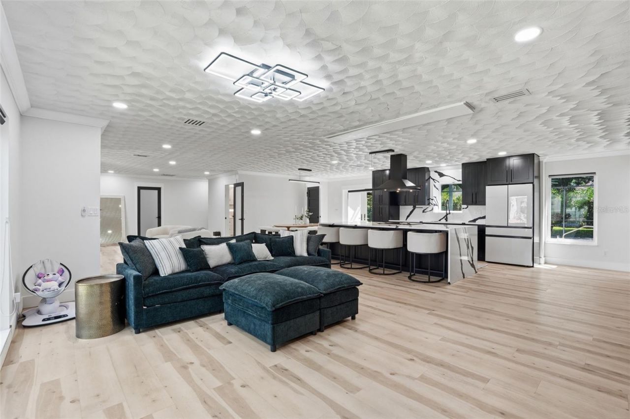 3931 W Riverside Drive, Fort Myers, FL 33901 Photo