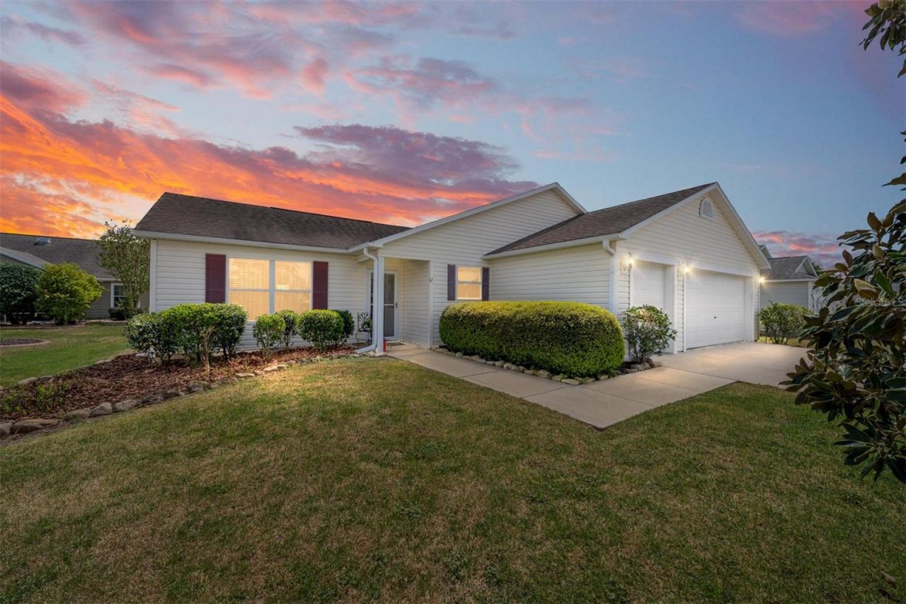 2239 Baldwin Run, The Villages, FL 32162 Main Photo