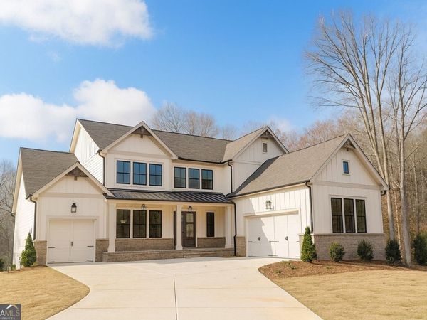 9150 Greenway Court, Gainesville, GA 30506