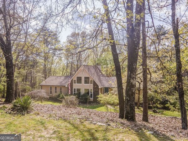 35 The Trail SE, Lindale, GA 30147