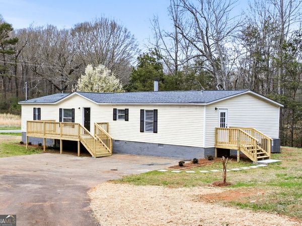221 Friar Tuck Trail N, Murrayville, GA 30564