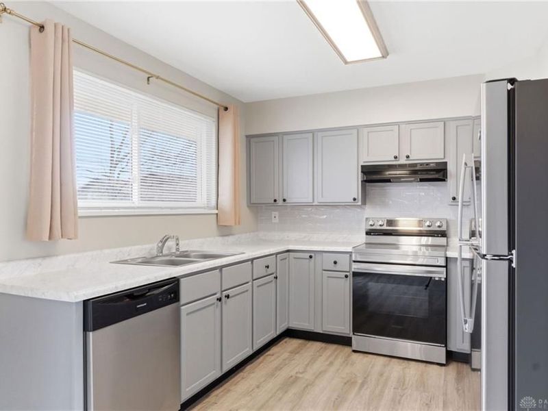 1301 Flowerdale Avenue, Dayton, OH 45429 Photo 11