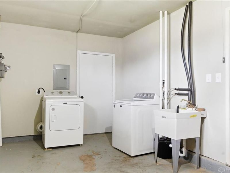 1301 Flowerdale Avenue, Dayton, OH 45429 Photo 25