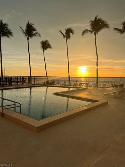 1920 Virginia Ave Sw, Unit 1402, Fort Myers, FL 33901 Photo